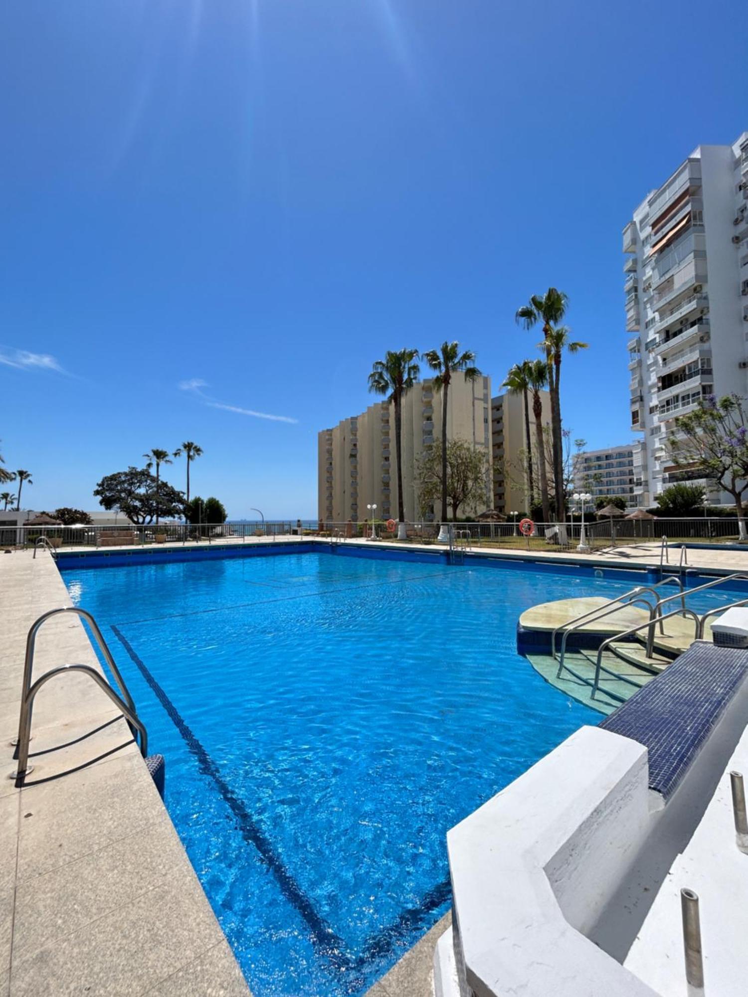 Diana Apartment - Terrace And Pool - 80M From The Beach Benalmádena Exterior photo